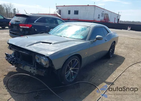 2018 Dodge Challenger R/T Scat Pack z USA, uszkodzony, nr VIN 2C3CDZFJ3JH192649